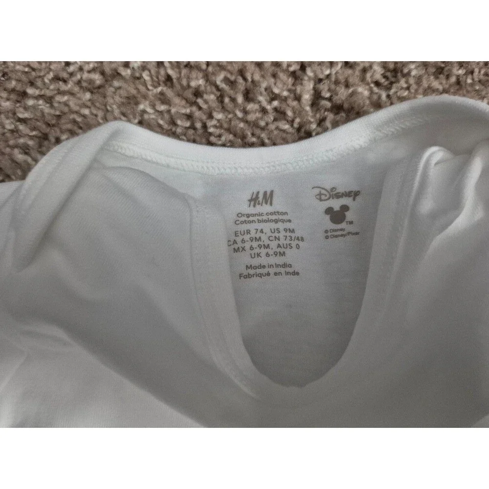 H&M x Disney 2 piece organic cotton outfit poohbear size 9 months nwot